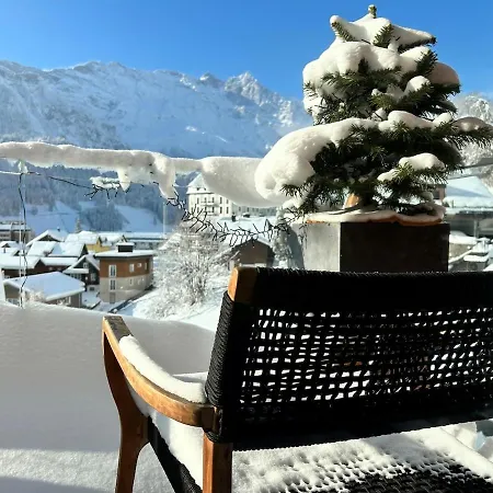 Holiday home Alpine Chic Escape With & Panoramic Views *